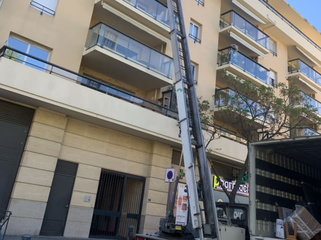 Déménageurs monte-meuble Déménageurs monte-meuble